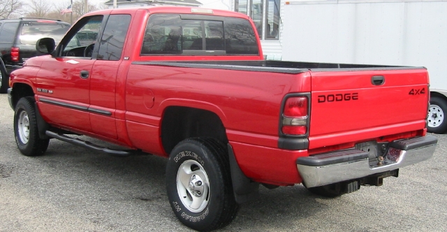 Image 4 of 2001 Dodge Ram 1500…