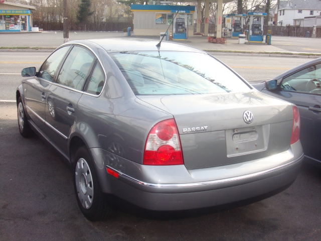 Image 5 of 2002 Volkswagen Passat…