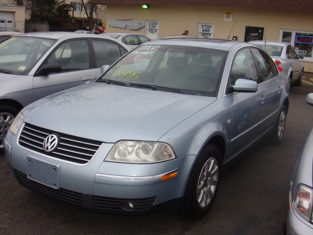 Image 2 of 2002 Volkswagen Passat…