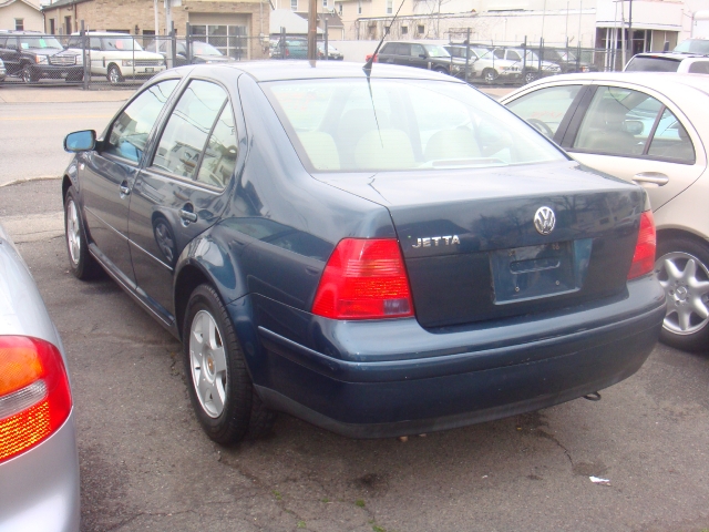 Image 1 of 2002 Volkswagen Jetta…