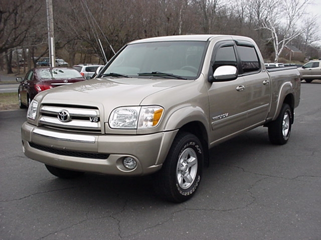 Image 1 of 2005 Toyota Tundra Gold