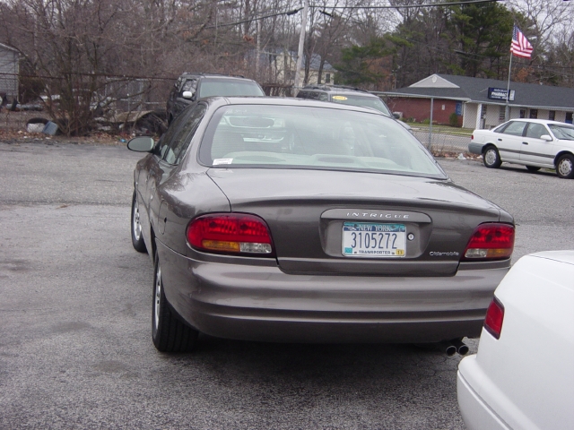 Image 4 of 2001 Oldsmobile Intrigue…