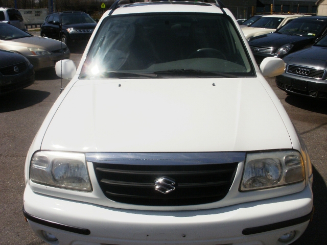 Image 2 of 2002 Suzuki Grand Vitara…