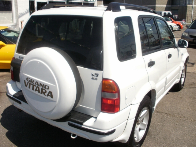 Image 4 of 2002 Suzuki Grand Vitara…