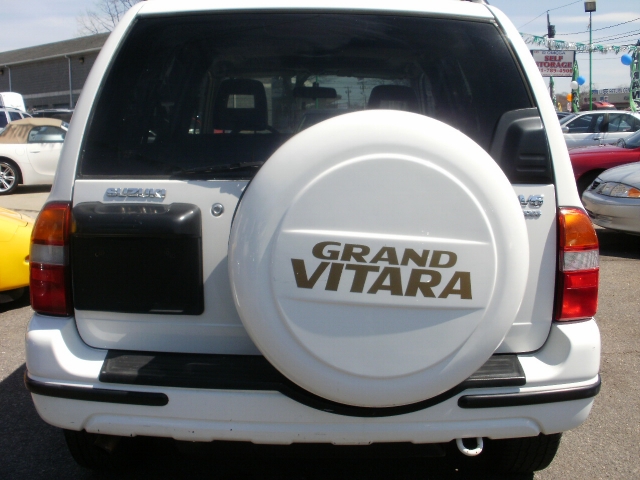 Image 5 of 2002 Suzuki Grand Vitara…