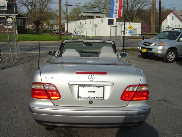 Image 2 of 1999 Mercedes-Benz CLK-Class…