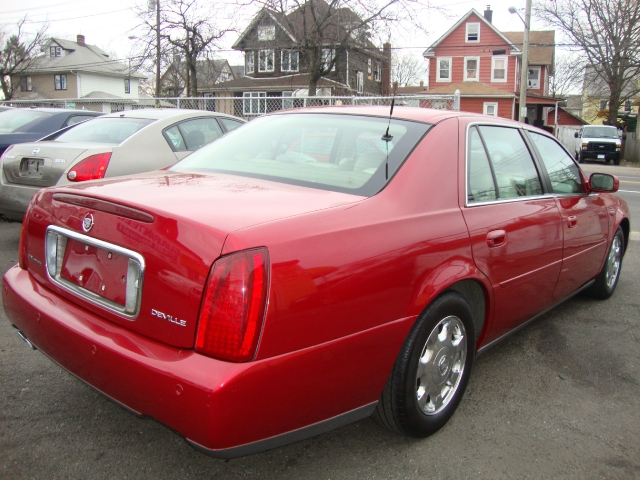 Image 2 of 2002 Cadillac DeVille…