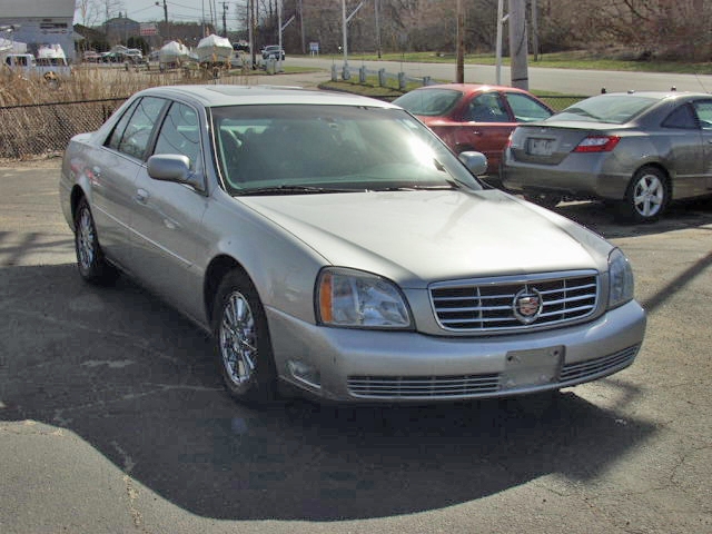Image 2 of 2005 Cadillac DeVille…