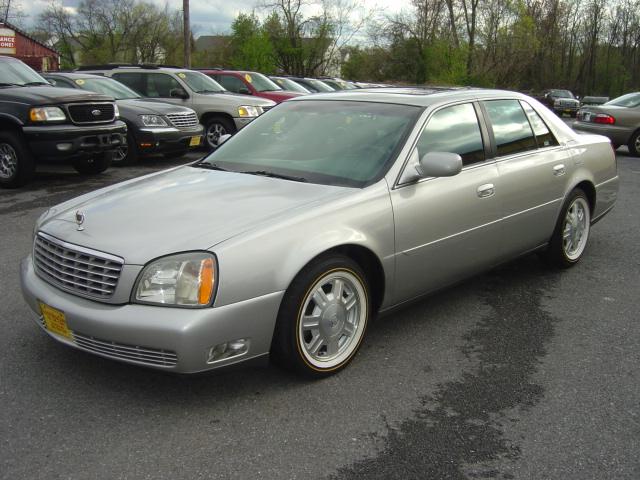 Image 1 of 2005 Cadillac DeVille…