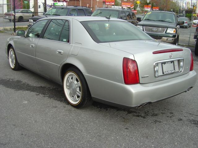 Image 4 of 2005 Cadillac DeVille…