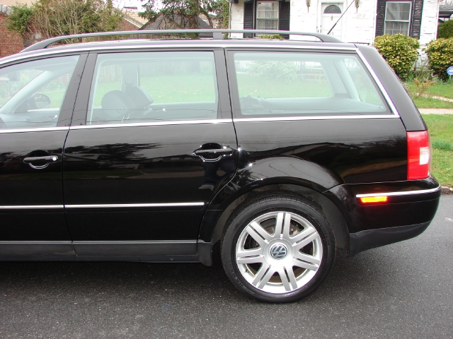 Image 1 of 2005 Volkswagen Passat…
