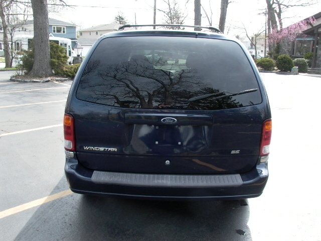 Image 1 of 2002 Ford Windstar SE…