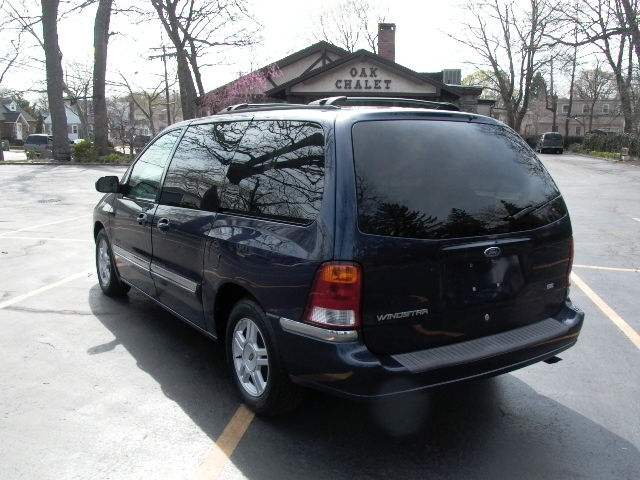 Image 4 of 2002 Ford Windstar SE…