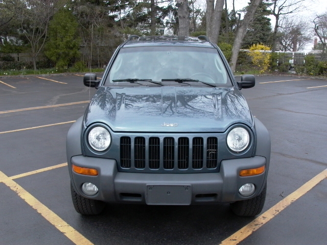 Image 1 of 2010 Chrysler Sebring…