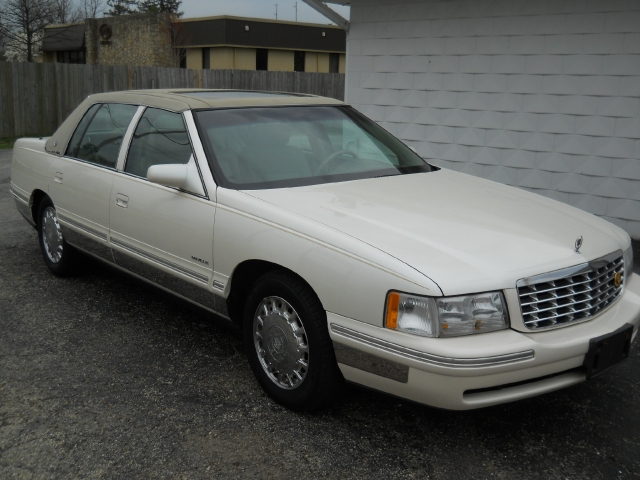 Image 3 of 1997 Cadillac DeVille…