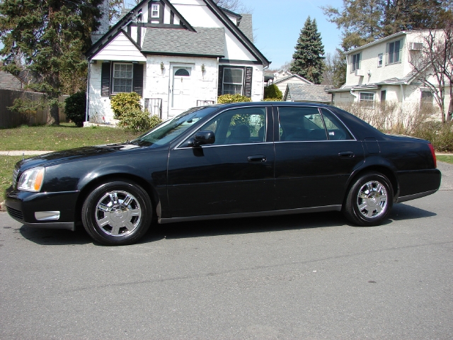 Image 1 of 2004 Cadillac DeVille…