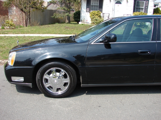 Image 5 of 2004 Cadillac DeVille…