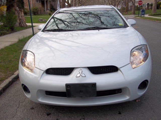 Image 2 of 2006 Mitsubishi Eclipse…