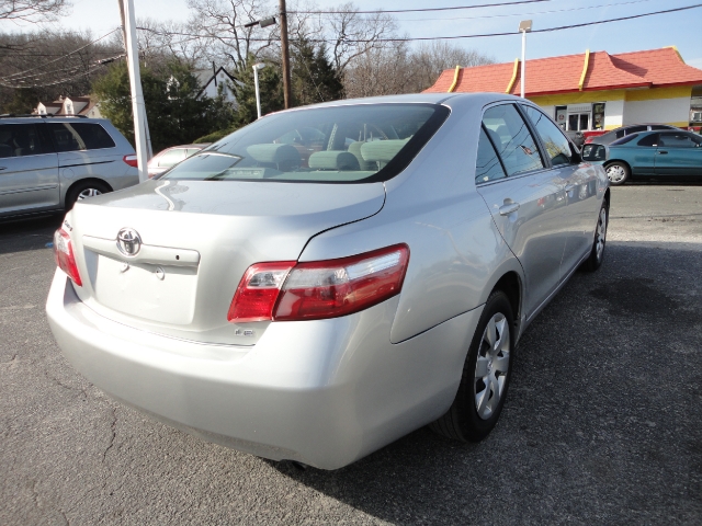 Image 2 of 2008 Toyota Camry LE…