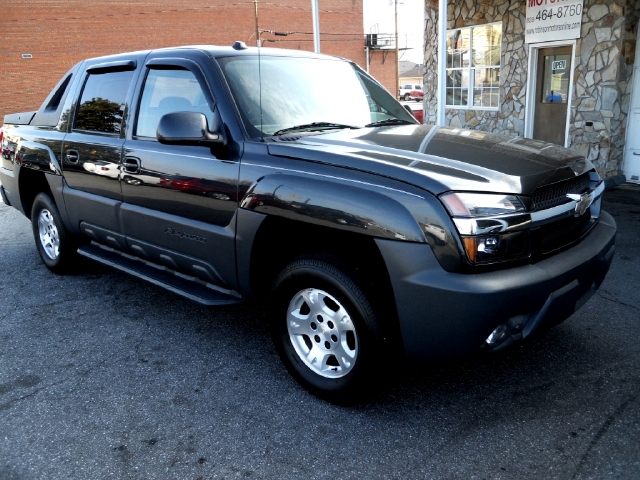 Image 5 of 2004 Chevrolet Avalanche…