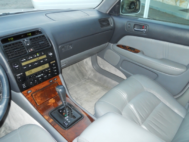 Image 3 of 1996 Lexus LS 400 Base…