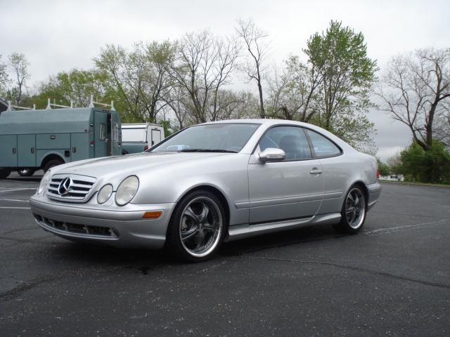 Image 1 of 2001 Mercedes-Benz CLK-Class…