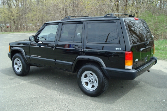 Image 2 of 1999 Jeep Cherokee Sport…