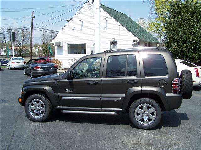 Image 5 of 2005 Jeep Liberty Limited…