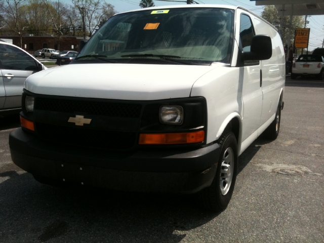 Image 9 of 2005 Chevrolet Express…