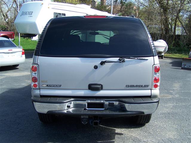 Image 4 of 2004 Chevrolet Tahoe…