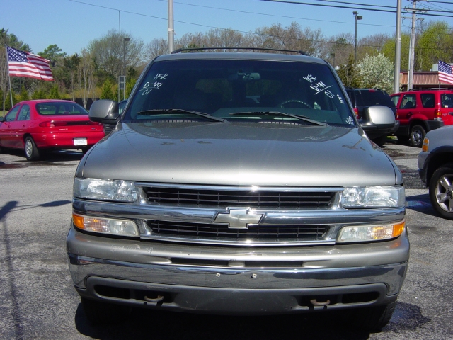 Image 2 of 2001 Chevrolet Suburban…
