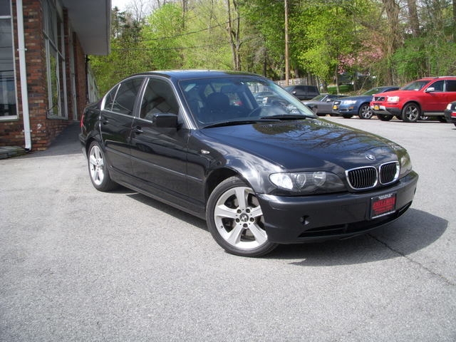 Image 4 of 2004 BMW 330 xi Central…