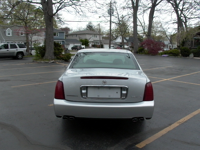 Image 2 of 2003 Cadillac DeVille…