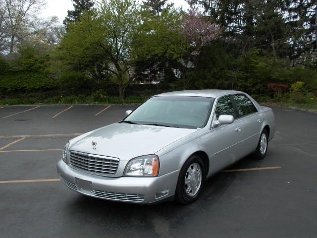 Image 5 of 2003 Cadillac DeVille…