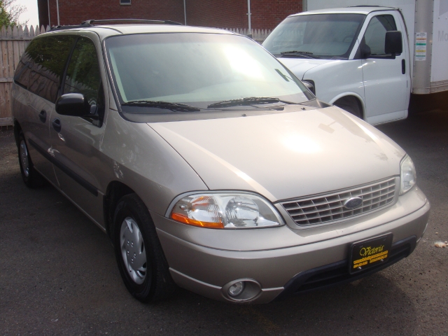 Image 2 of 2002 Ford Windstar LX…