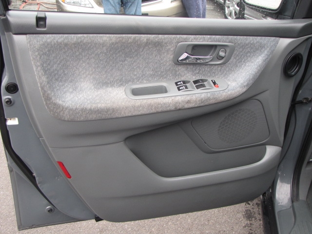 Image 2 of 2000 Honda Odyssey LX…