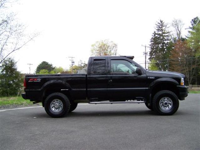 Image 4 of 2003 Ford F-250 XLT…