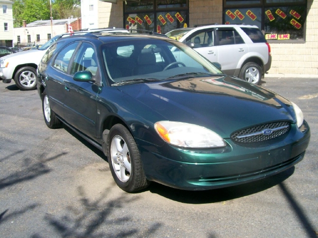 Image 2 of 2000 Ford Taurus SE…