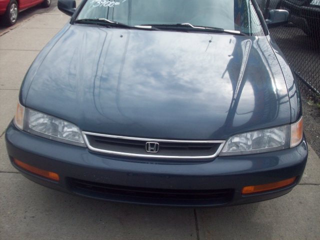 Image 6 of 1997 Honda Accord LX…