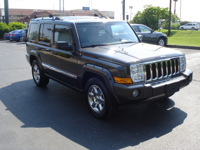 Image 7 of 2006 Jeep Commander…