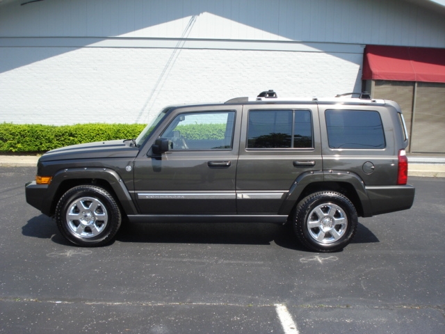 Image 9 of 2006 Jeep Commander…