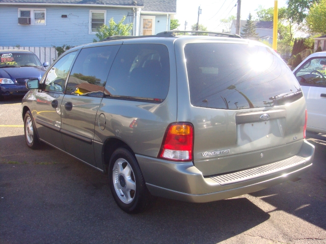 Image 3 of 2003 Ford Windstar LX…
