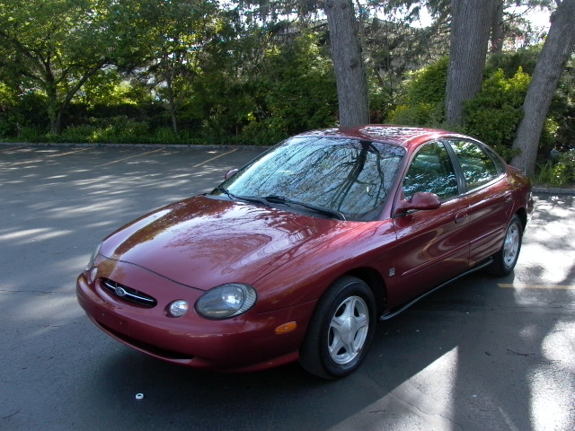 Image 4 of 1999 Ford Taurus SE…