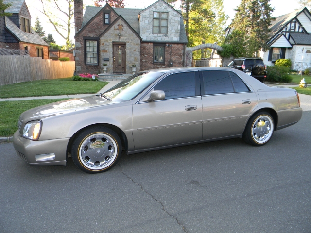 Image 7 of 2001 Cadillac DeVille…
