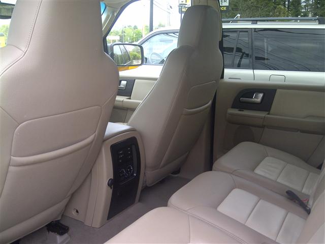 Image 1 of 2004 Ford Expedition…