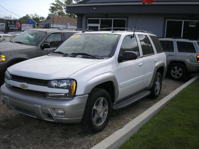 Image 8 of 2005 Chevrolet TrailBlazer…