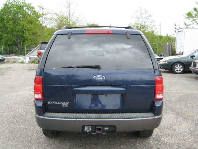 Image 6 of 2004 Ford Explorer XLT…