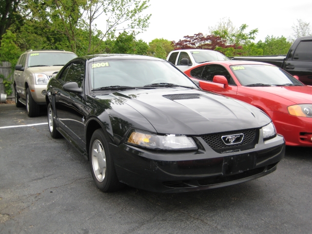 Image 7 of 2001 Ford Mustang Base…