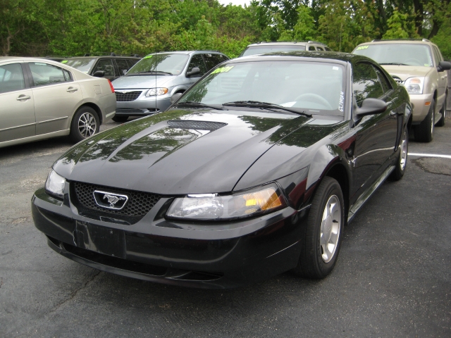 Image 9 of 2001 Ford Mustang Base…