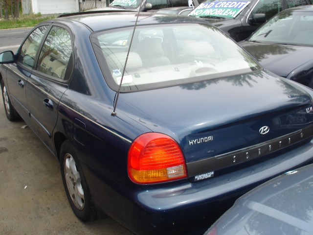 Image 10 of 2000 Hyundai Sonata…